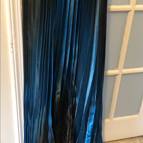 Strapless, pleaded floor length formal dress - Picture 4 of 5